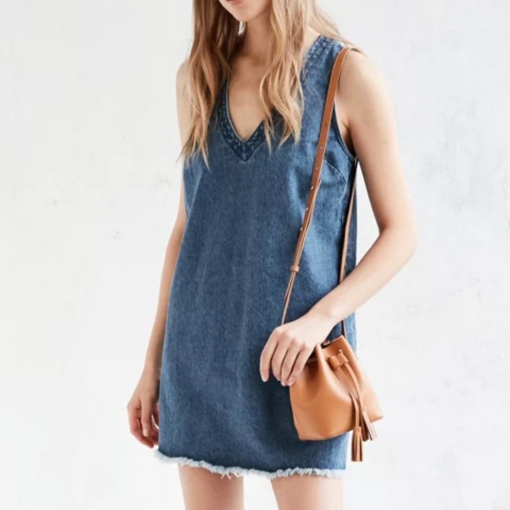 HELLO MARGOT V-Neck Denim Shift Dress